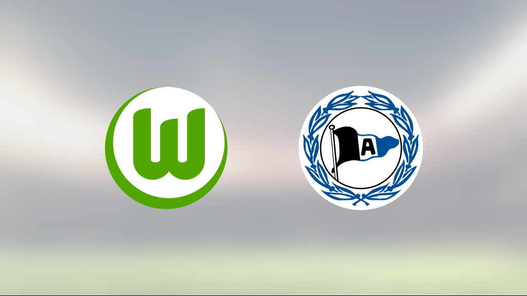 Lukas Nmecha i målform när Wolfsburg vann mot Arminia Bielefeld