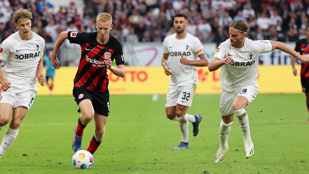 Hugo Larsson om Frankfurt: “Det har varit en väldigt positiv första tid”