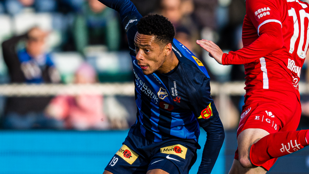 Kevin Kabran slog till med första målet i Stabaek när Molde besegrades