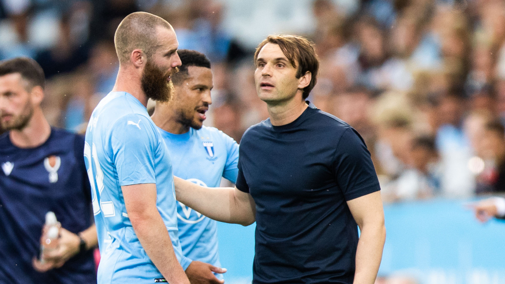 Milos Milojevic efter det första mötet med Vikingur Reykjavik