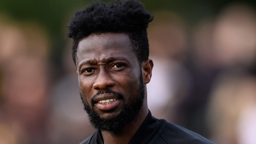 OFFICIELLT: Ebenezer Ofori förlänger med Vejle BK