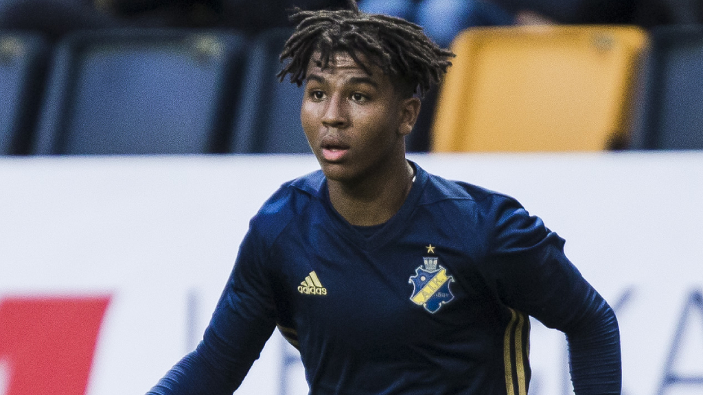 OFFICIELLT: Nebiyou Perry klar för Nashville SC