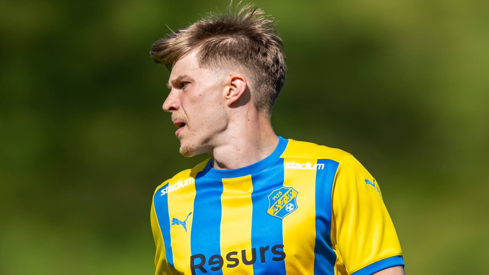 OFFICIELLT: Hampus Stoltz förlänger kontraktet med Eskilsminne