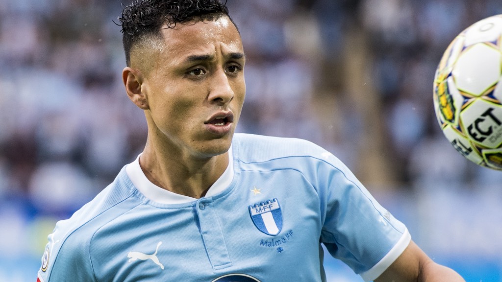 Yoshimar Yotun har förlängt sitt kontrakt med Sporting Cristal