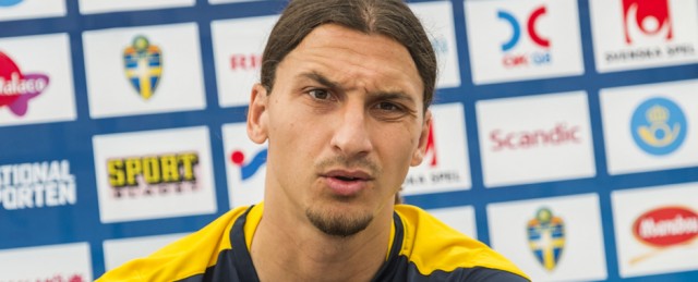 Ensam Zlatan: “Tomt längst bak i bussen”