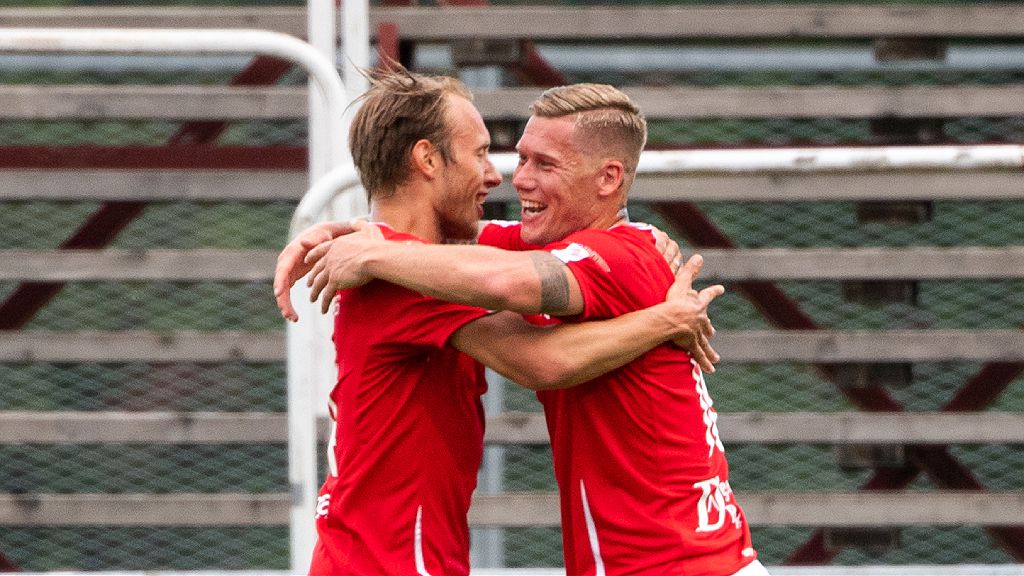 Ryck i superettans tabelltopp – värmländska jublet