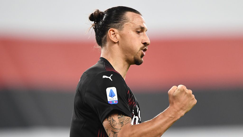 Zlatan har landat i Milano – bekräftar om förlängning med Milan