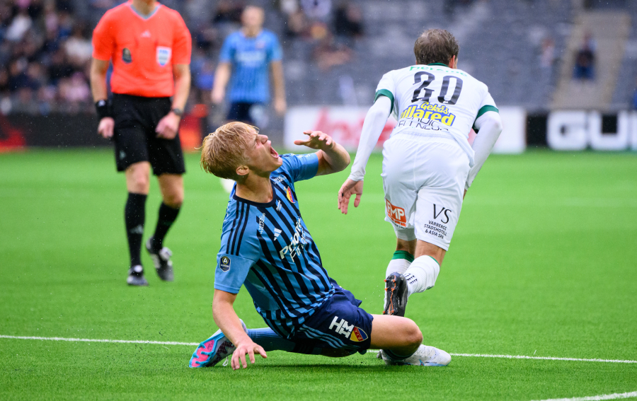 Lucas Bergvall tvingas till operation