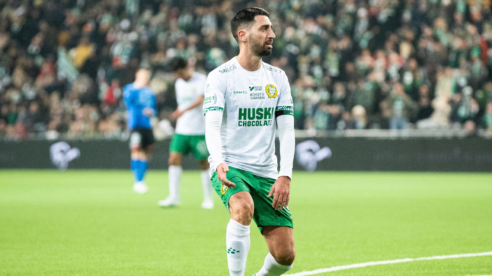 Bajen med träffar i ribban två gånger