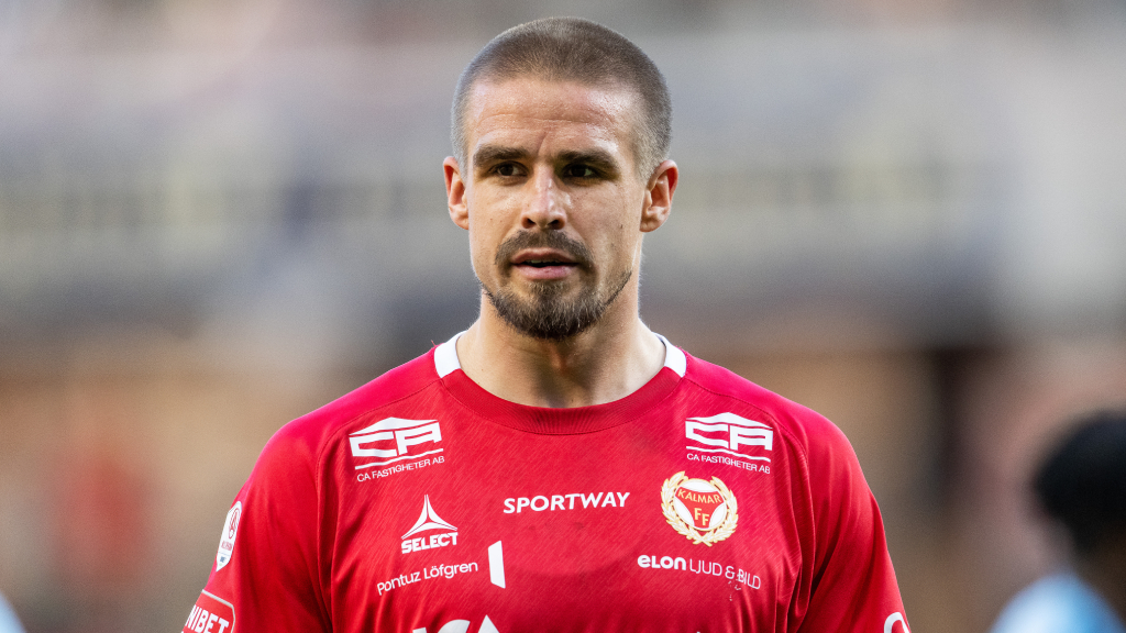 OFFICIELLT: Douglas Bergqvist skriver på för FK Auda