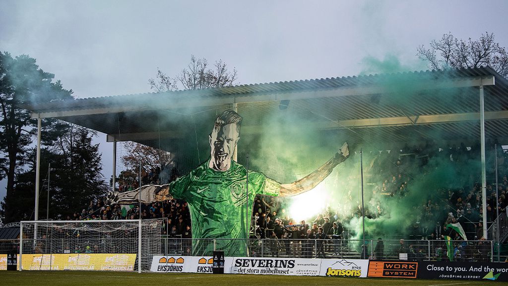 Supportrar skänker stora belopp till superettanklubben