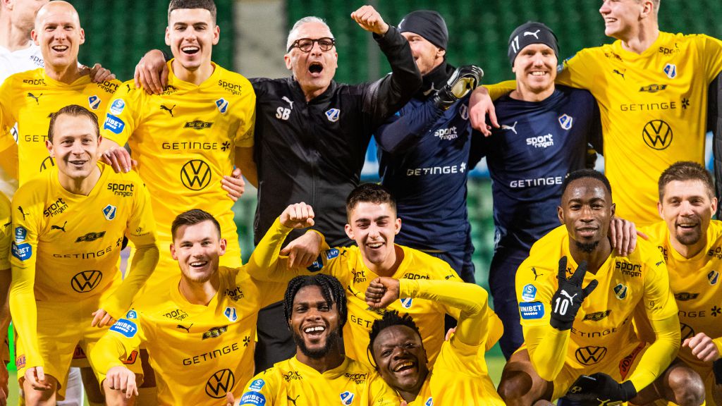 Firade i natt på bussen- ”Fantastiskt, allsvenskan har varit drömmen’