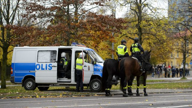 PÅ FD: Polisens jättesatsning inför Dalkurd-Syrianska – ryttare kan kallas in från Stockholm