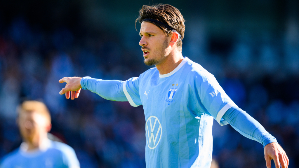 Stefano Vecchia borta från spel för Malmö FF