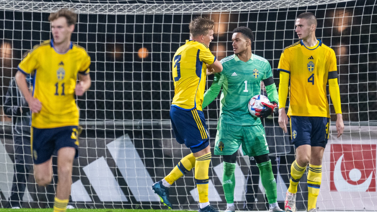 0-0 efter första halvleken mellan Sverige och Georgien