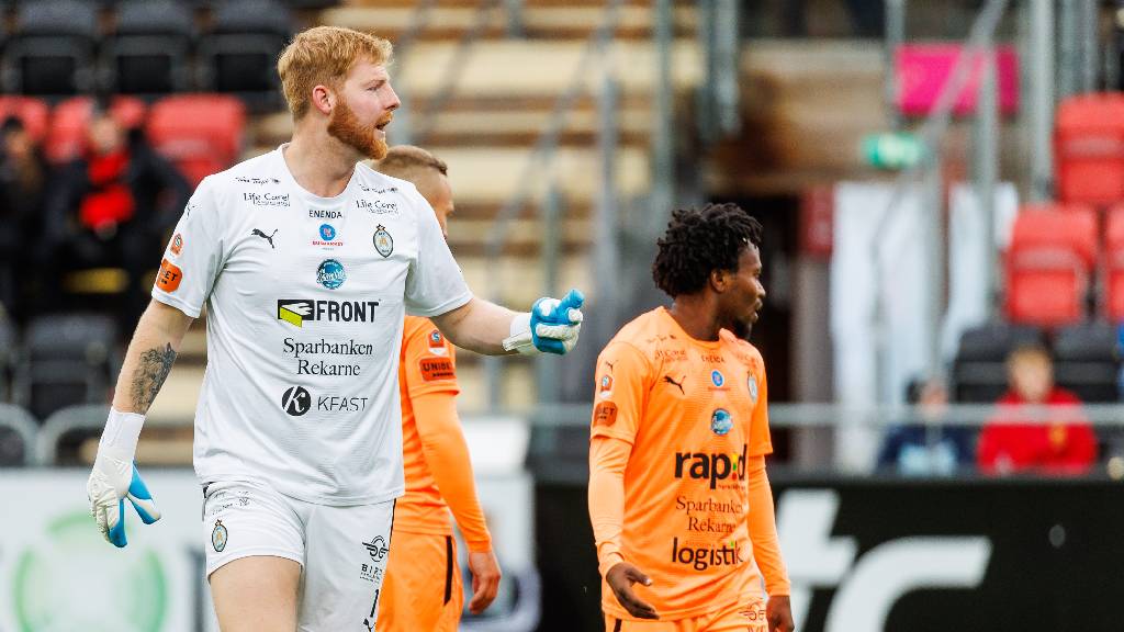 Nick Wolters förlänger med AFC Eskilstuna