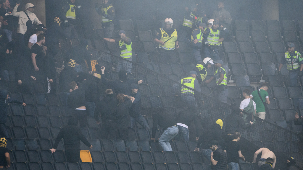 Polisen meddelar – elva gripna efter Stockholmsderbyt mellan AIK och Hammarby