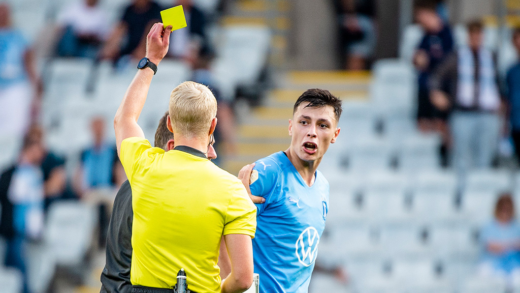 Malmö FF toppar kortligan – får dubbelt så många som Djurgården