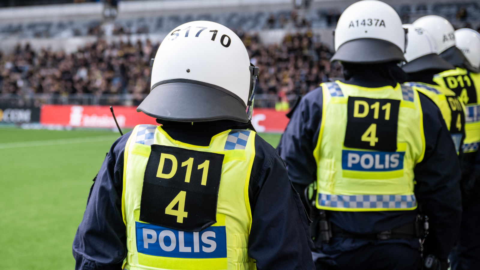 Åklagaren yrkar på fängelse för 14 personer efter skandalderbyt