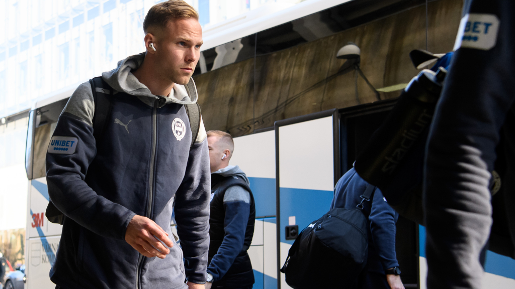 Engvall inleder på bänken mot Blåvitt