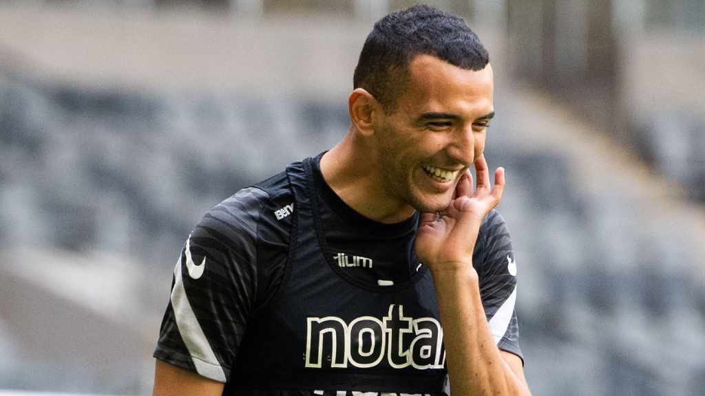 Nabil Bahoui var med och tränade med AIK