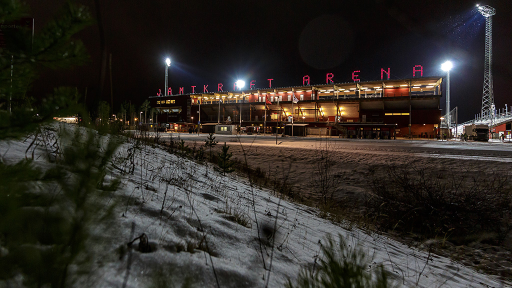 Trafikolycka flyttar fram allsvenskt möte