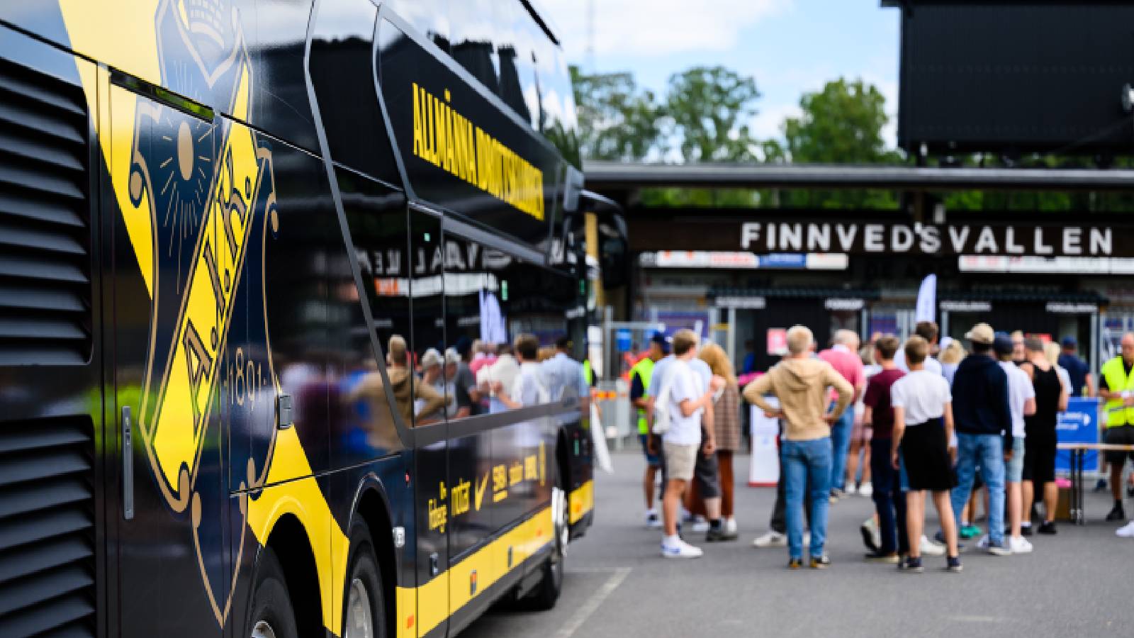 Värnamo tvärvänder – supportrarna får tillbaka pengar