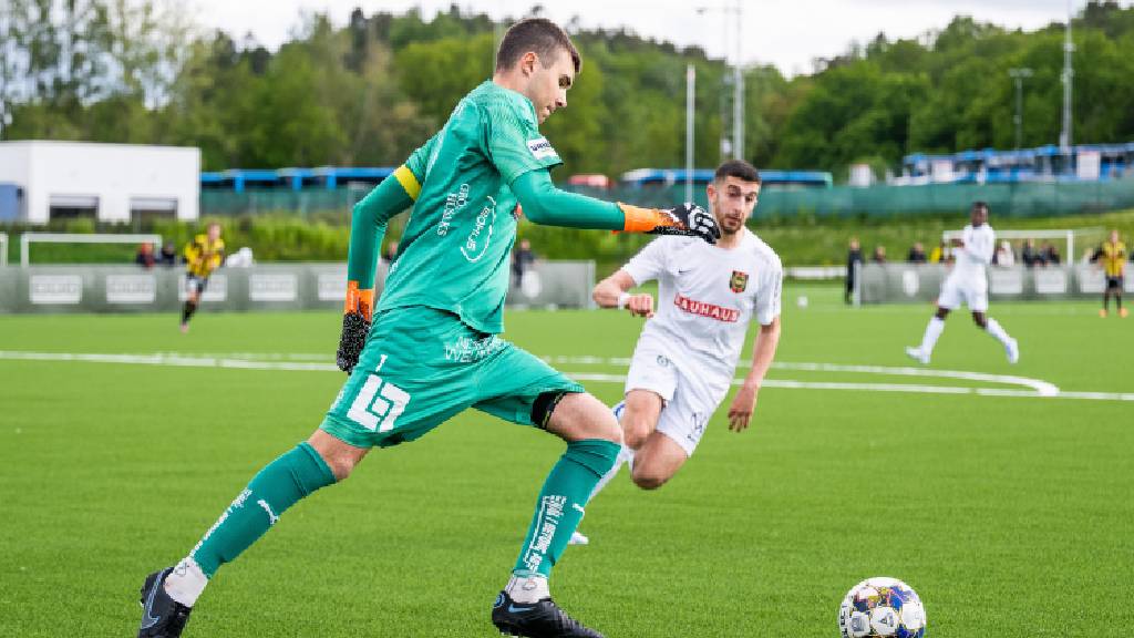 Sebastian Banozic skriver a-lagskontrakt med Häcken