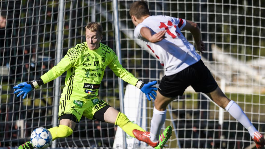 Åtta mål på tio matcher: ”Kontraktsförslag från allsvenskan”