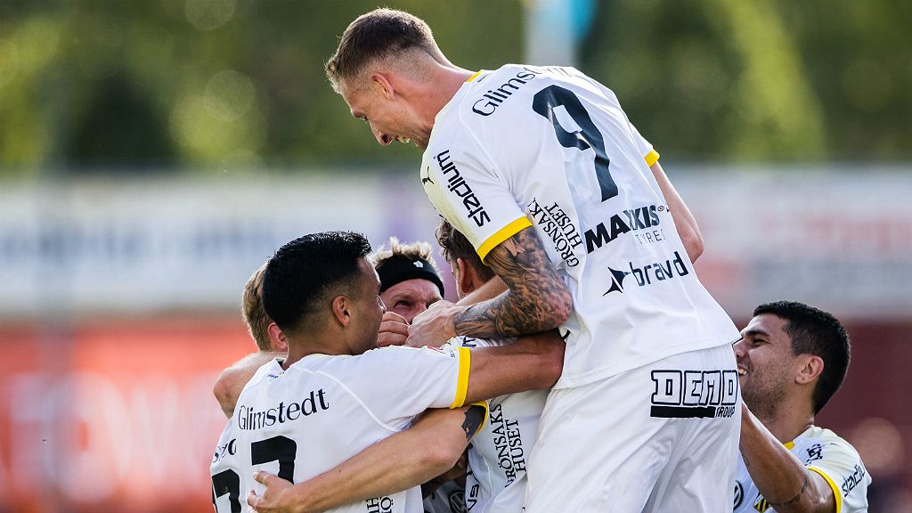 Häcken går med i toppen – tyngre för AFC