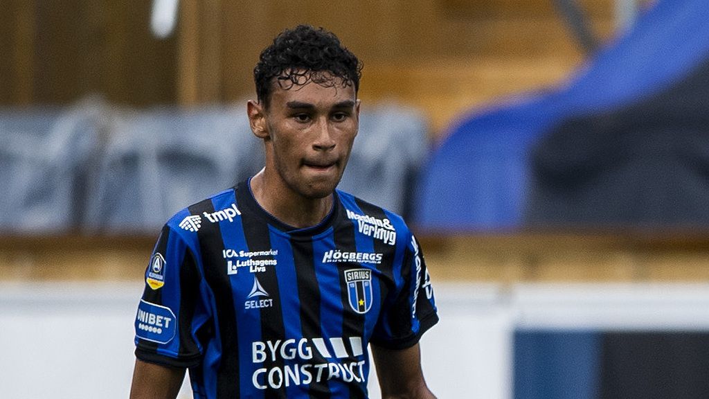 AVSLÖJAR: Allsvensk debut som 17-åring – Serie A-klubbens försök