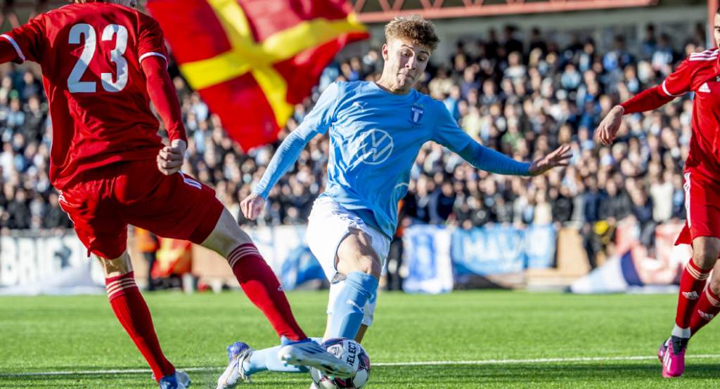 OFFICIELLT: Hugo Bolin förlänger med Malmö FF