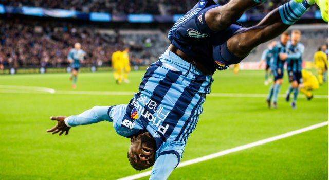 Dif-stjärnan strålar: ”Jag älskar det! Jag är verkligen lycklig här”