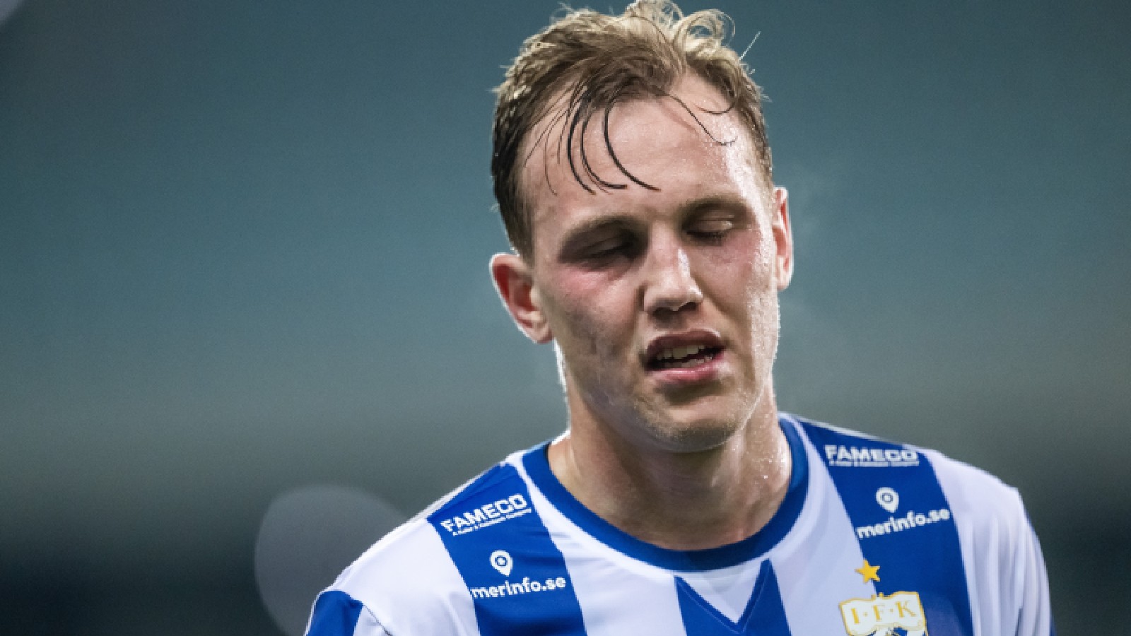 Adam Carlén skolas om igen till mittback