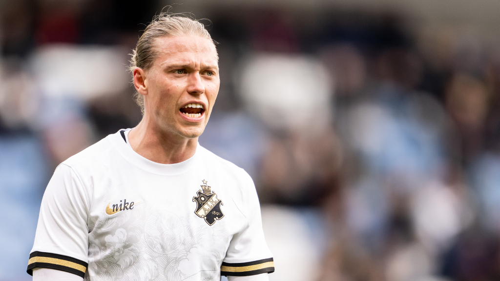 Allsvensk debut för Viktor Fischer – Ceesay startar för Peking