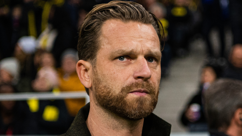 AIK söker rutin: “Vi får inte bli för unga”