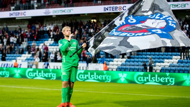 16-årig keeper historisk – ny succé för Henke Larsson