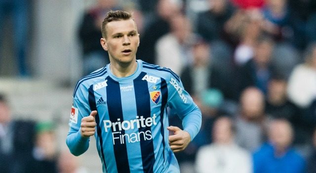 Nära startelvan – imponerade i Dif:s U21-seger