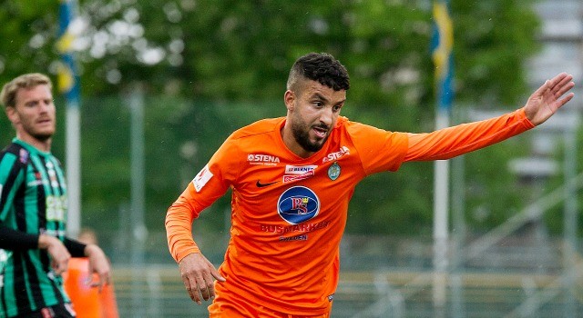 Eddahri inställd på AFC: “Ska till något otroligt om jag ska lämna”