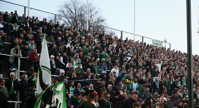 Bajen-fans desperata efter premiärbiljett – “säsongskortsinfiltrerar” Norrköping