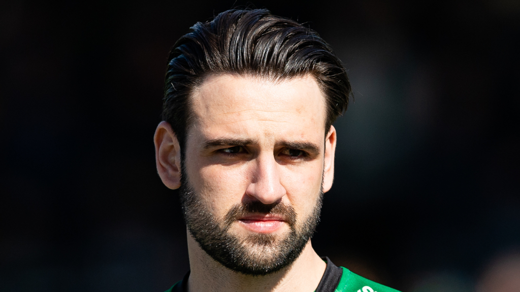 Oliver Stanisic förlänger med Varbergs BoIS