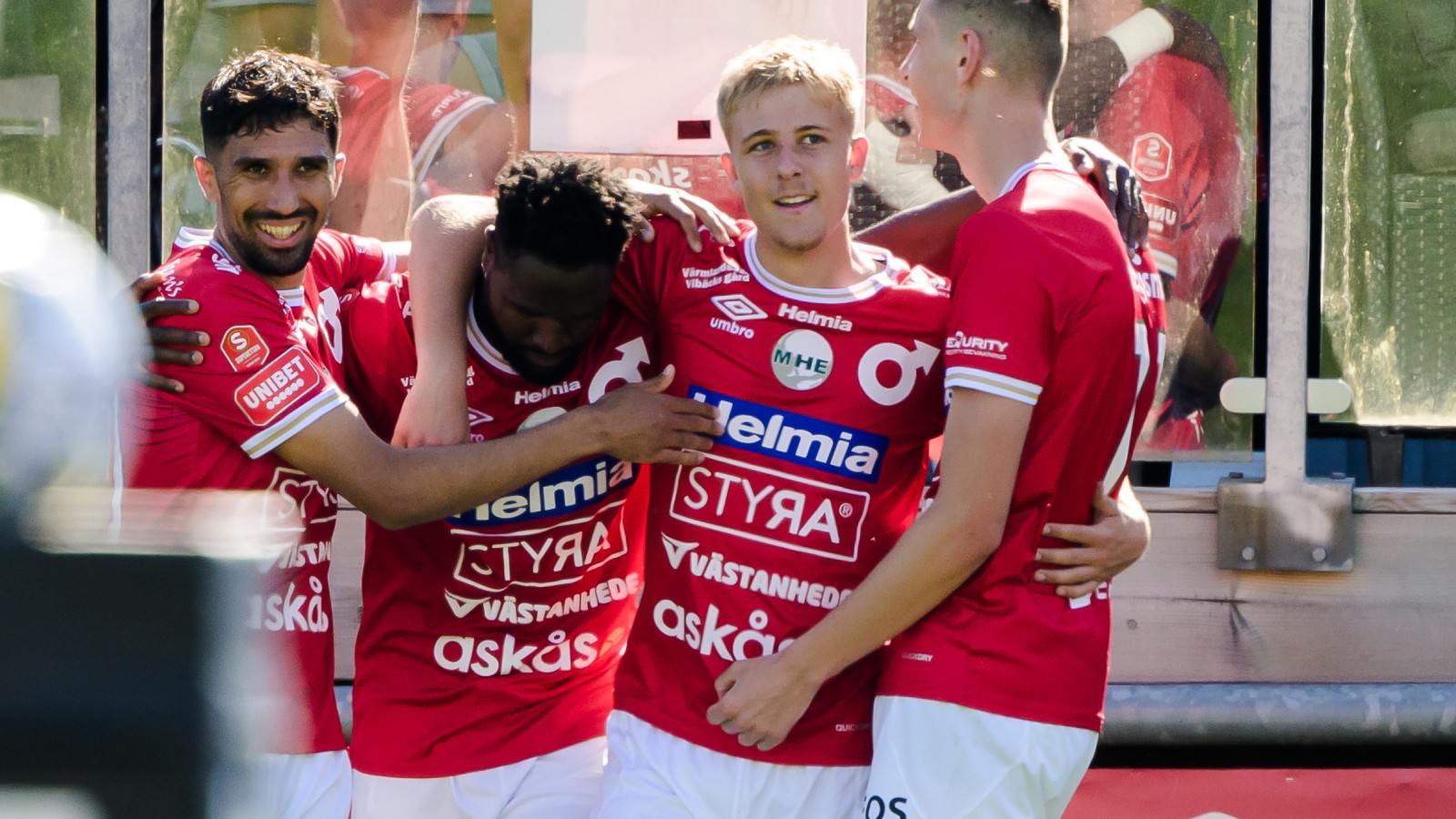 OO NYHETER: Bologna i kontakt med Degerfors supertalang