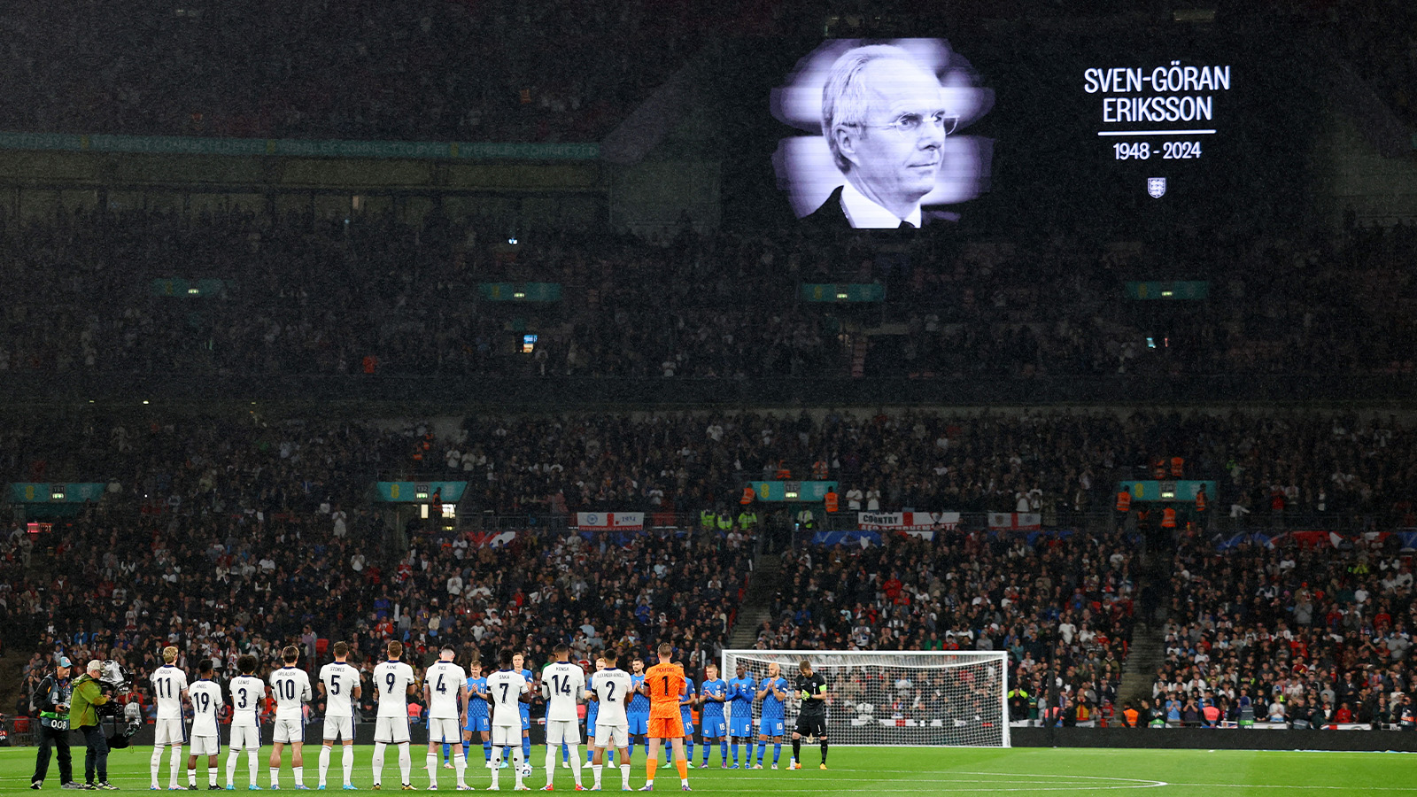 Här hyllas Sven-Göran Eriksson på Wembley