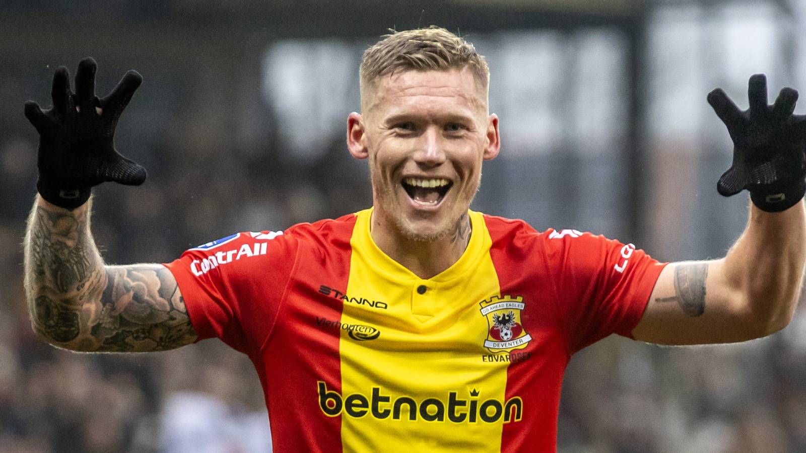 Victor Edvardsen startar för Go Ahead Eagles i Europakvalet