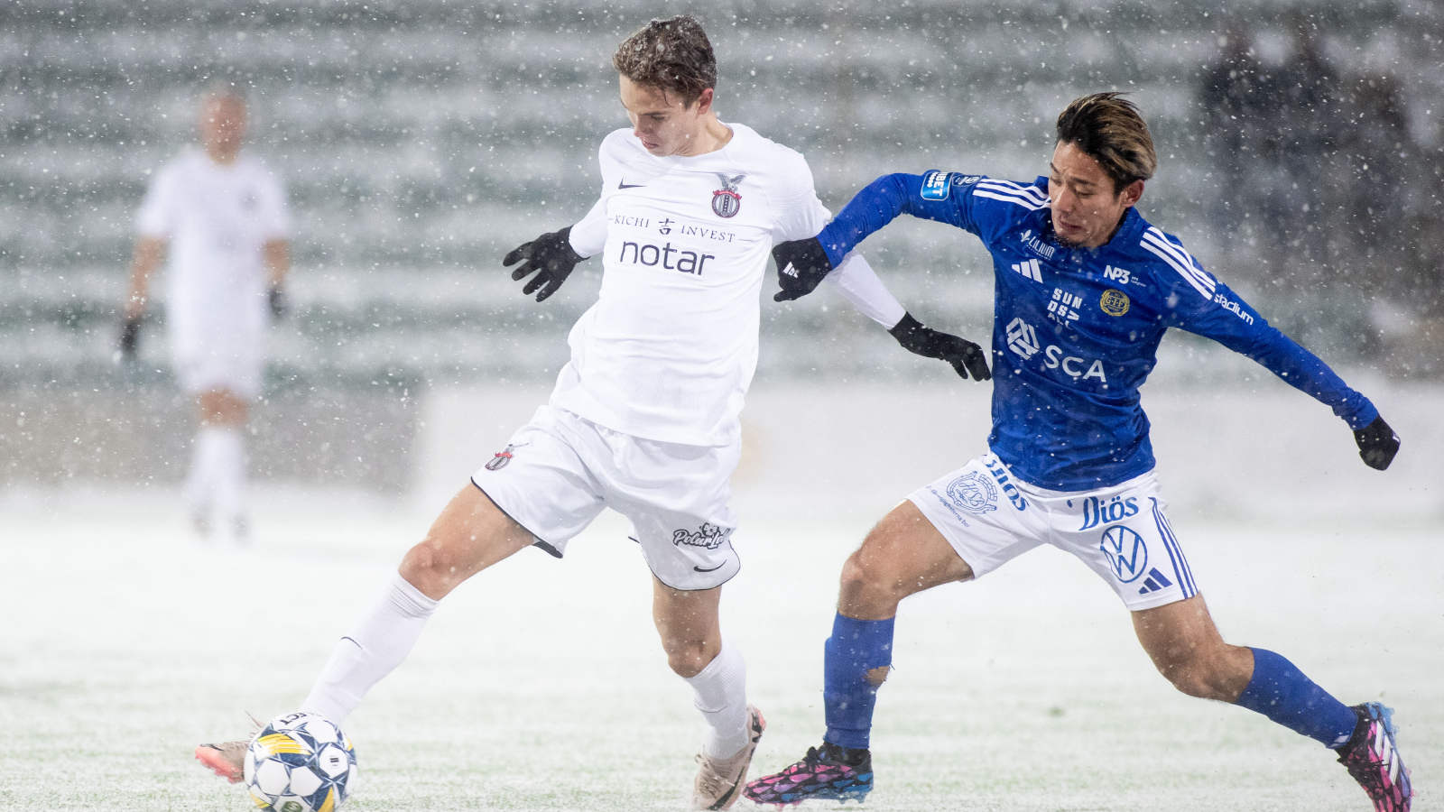 Snökaos även i Sundsvall – matchen avbruten