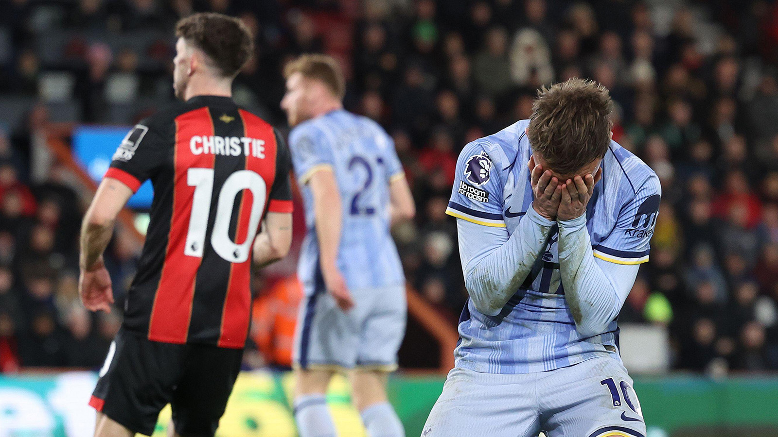 JUST NU: Flopp för Tottenham – Bournemouth går om efter jättetavla