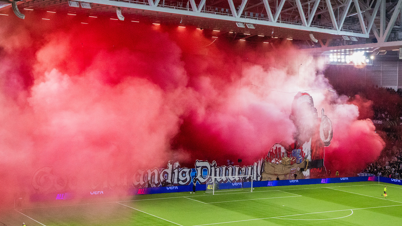 Uefas besked: Stänger av Djurgårdens kortsida en match