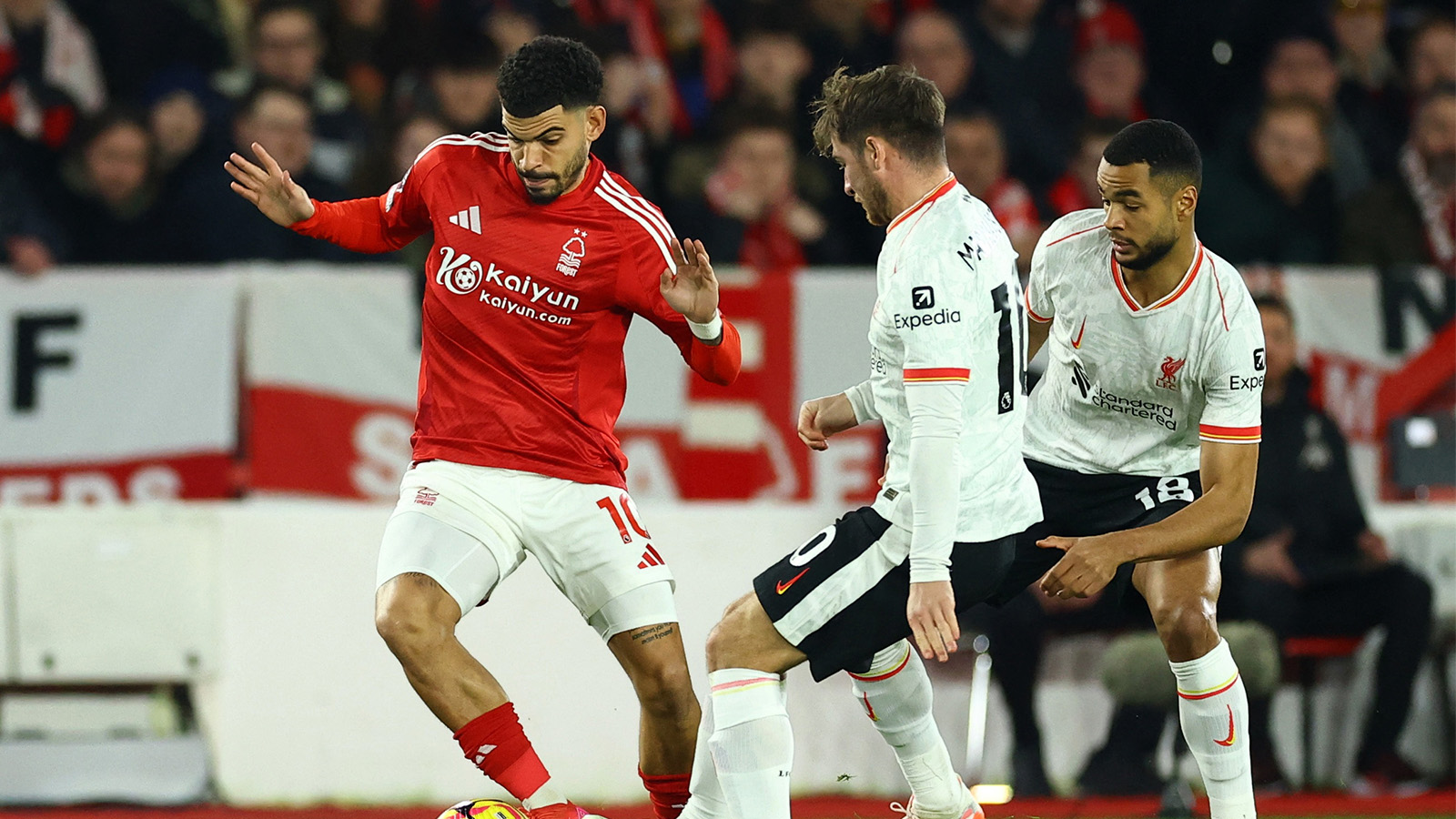 Liverpool och Nottingham kryssade – Elanga med assist