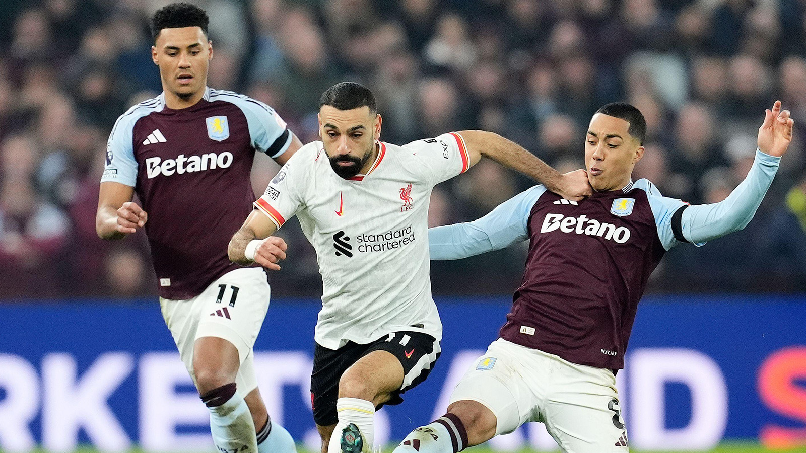 JUST NU: Liverpool kryssade mot Villa – efter jättemiss