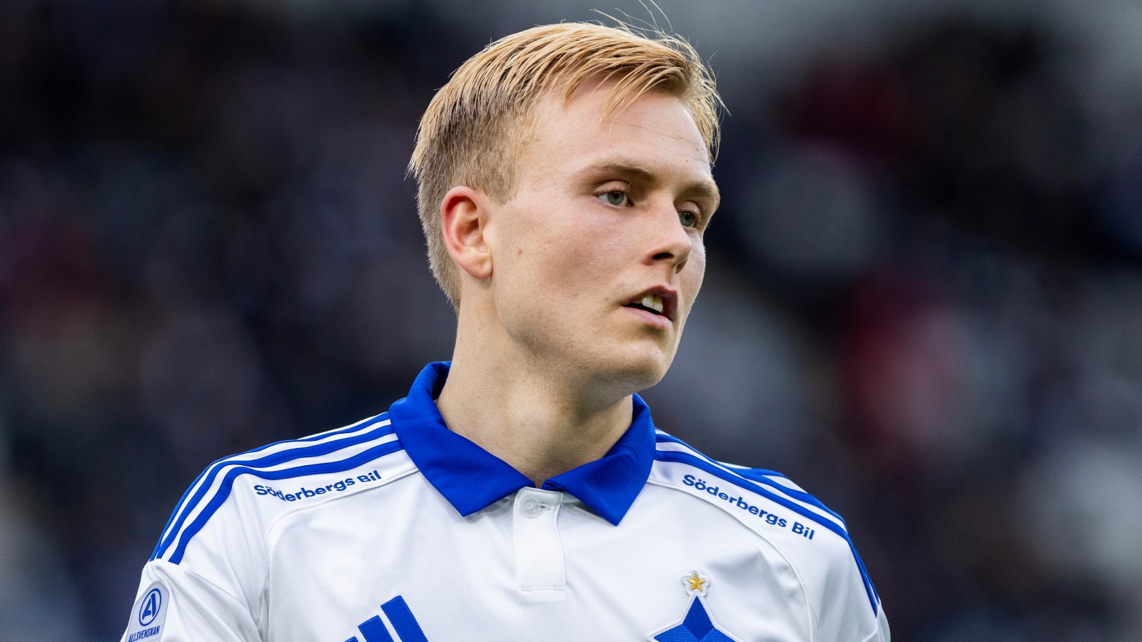 Uppgifter: Peking räknar med Sigurgeirsson-bud i sommar